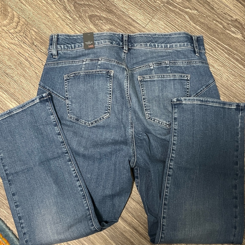 torrid Bombshell High-Rise Straight Jean 14 XS NWT - Picture 4 of 4